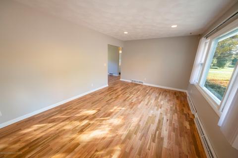 13143 Tucker Rd, Dewitt, MI 48820 photo 4