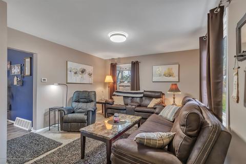 310 E Main St, Durand, MI 48429 photo 7