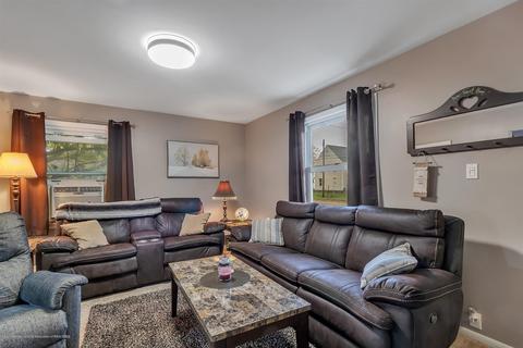 310 E Main St, Durand, MI 48429 photo 8