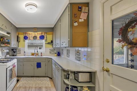 310 E Main St, Durand, MI 48429 photo 16