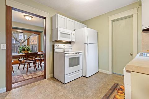 207 W Main St, Dewitt, MI 48820 photo 16