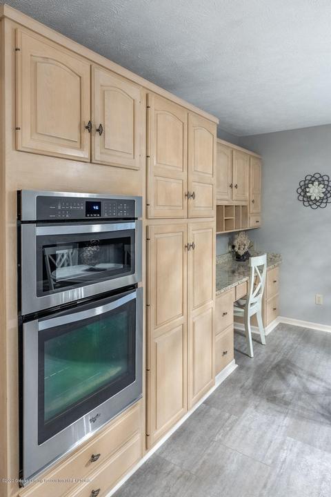 9550 Deer Trl, Haslett, MI 48840 photo 15