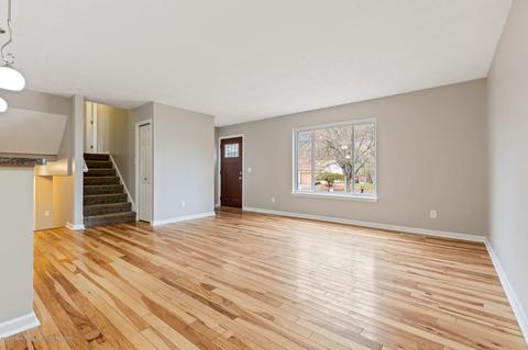 2524 Solomon Dr, Lansing, MI 48910 photo 12