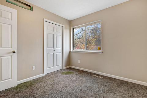 2524 Solomon Dr, Lansing, MI 48910 photo 23