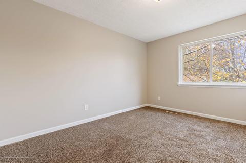 2524 Solomon Dr, Lansing, MI 48910 photo 20