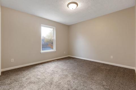 2524 Solomon Dr, Lansing, MI 48910 photo 18