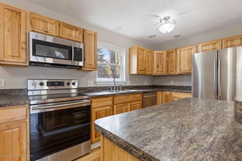 2524 Solomon Dr, Lansing, MI 48910 photo 15