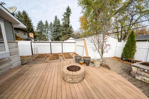 1406 Maycroft Rd, Lansing, MI 48917 photo 47