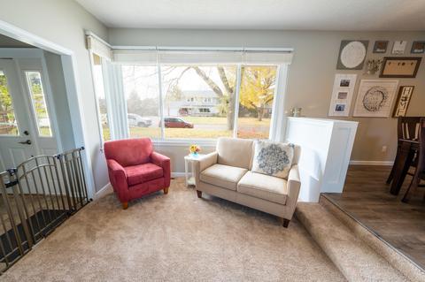 1406 Maycroft Rd, Lansing, MI 48917 photo 7