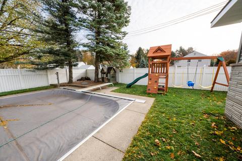 1406 Maycroft Rd, Lansing, MI 48917 photo 45