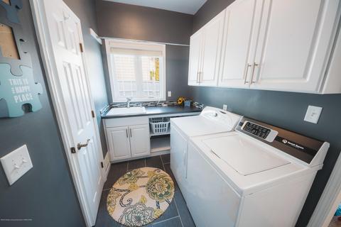 1406 Maycroft Rd, Lansing, MI 48917 photo 19