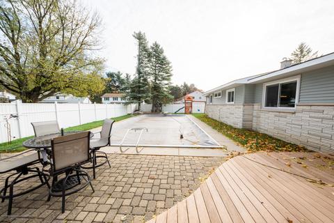1406 Maycroft Rd, Lansing, MI 48917 photo 48