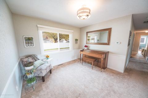 1406 Maycroft Rd, Lansing, MI 48917 photo 9