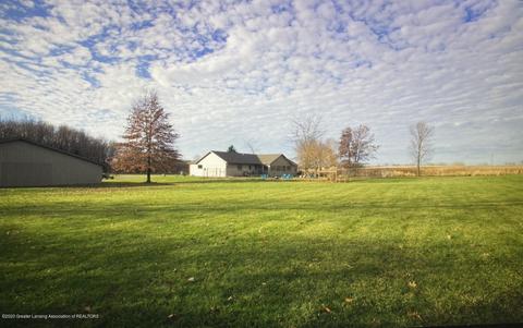 1777 E Chadwick Rd, Dewitt, MI 48820 photo 4