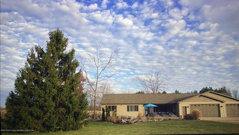 1777 E Chadwick Rd, Dewitt, MI 48820 photo 3