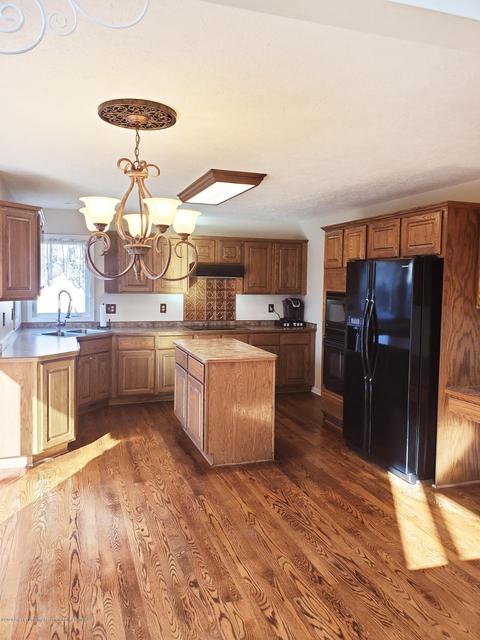 11702 Sara Ann Dr, Dewitt, MI 48820 photo 20