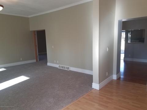 305 E Cass St, Saint Johns, MI 48879 photo 8