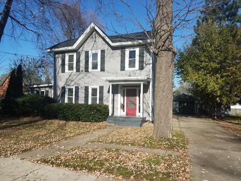 305 E Cass St, Saint Johns, MI 48879 photo 4