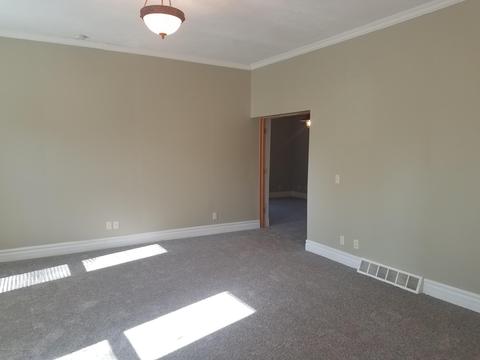 305 E Cass St, Saint Johns, MI 48879 photo 10