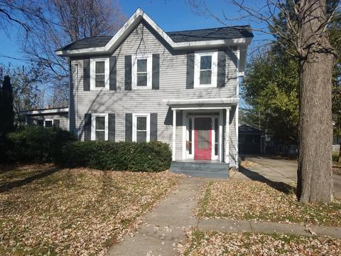 305 E Cass St, Saint Johns, MI 48879 photo 3