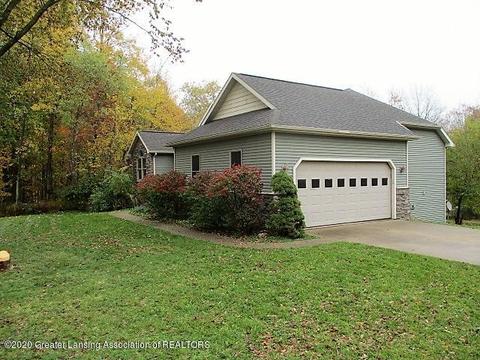 4892 Marsh Dr, Dimondale, MI 48821 photo 3