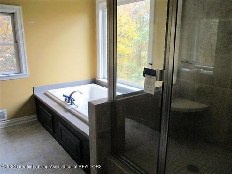 4892 Marsh Dr, Dimondale, MI 48821 photo 11