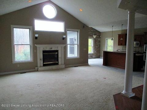 4892 Marsh Dr, Dimondale, MI 48821 photo 9