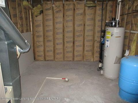 4892 Marsh Dr, Dimondale, MI 48821 photo 17