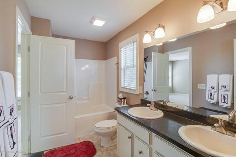 1577 Sanborn Dr, Dewitt, MI 48820 photo 28