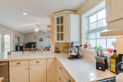 428 E Oak St, Mason, MI 48854 photo 17