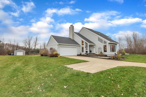 3833 E Parks Rd, Saint Johns, MI 48879 photo 2