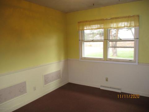 9140 S Grove Rd, Dewitt, MI 48820 photo 4