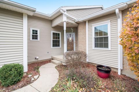 12733 Isle Royale Dr, Dewitt, MI 48820 photo 2