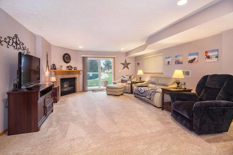 12733 Isle Royale Dr, Dewitt, MI 48820 photo 25