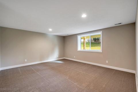 5322 E Hawk Hollow Dr, Bath, MI 48808 photo 31