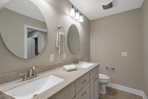 5322 E Hawk Hollow Dr, Bath, MI 48808 photo 25
