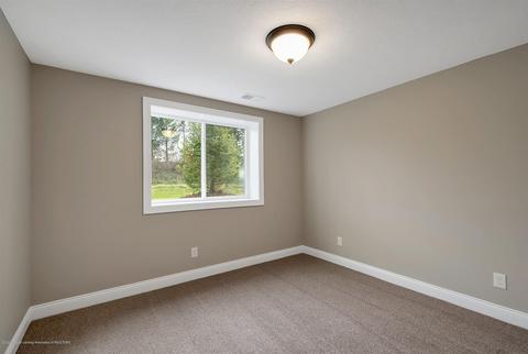 5322 E Hawk Hollow Dr, Bath, MI 48808 photo 26