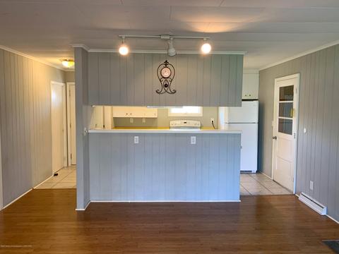 341 E Front St, Grand Ledge, MI 48837 photo 9