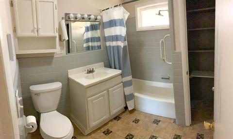 341 E Front St, Grand Ledge, MI 48837 photo 18