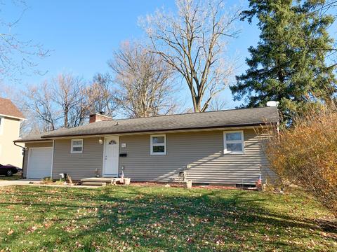 341 E Front St, Grand Ledge, MI 48837 photo 2