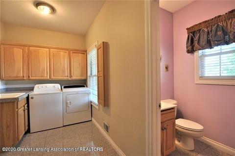 511 Riverwalk Dr, Mason, MI 48854 photo 15