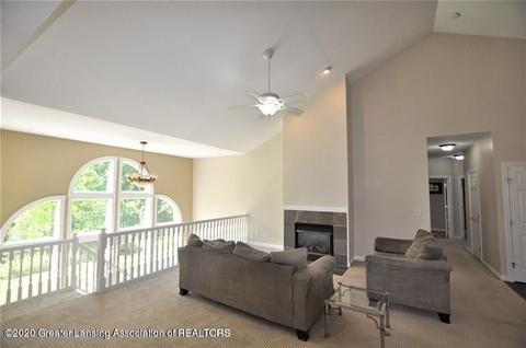 511 Riverwalk Dr, Mason, MI 48854 photo 5