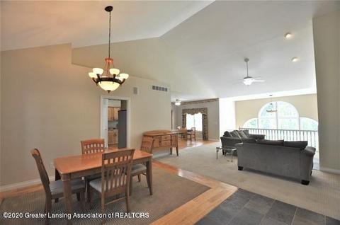 511 Riverwalk Dr, Mason, MI 48854 photo 11