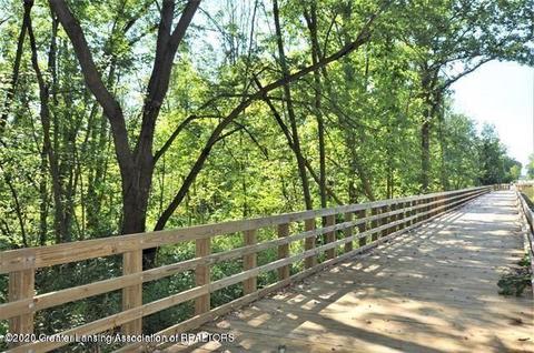 511 Riverwalk Dr, Mason, MI 48854 photo 36
