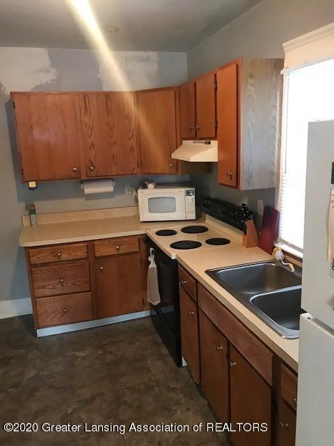 1108 E Malcolm X St, Lansing, MI 48912 photo 3