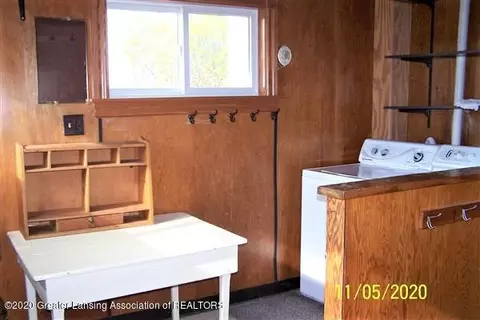6357 W Parks Rd, Saint Johns, MI 48879 photo 23