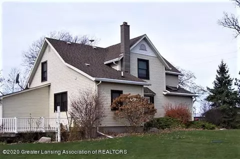 6357 W Parks Rd, Saint Johns, MI 48879 photo 4