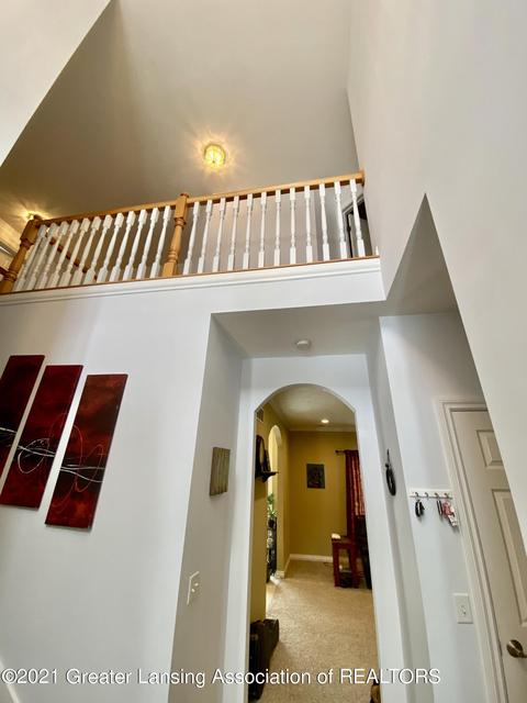 696 Emily Ln, Haslett, MI 48840 photo 9