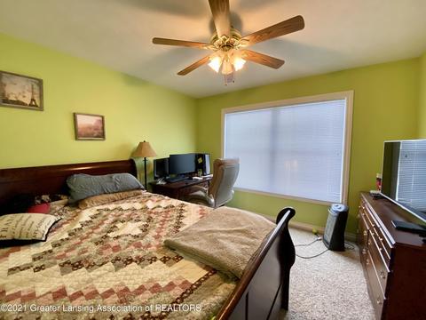 696 Emily Ln, Haslett, MI 48840 photo 24