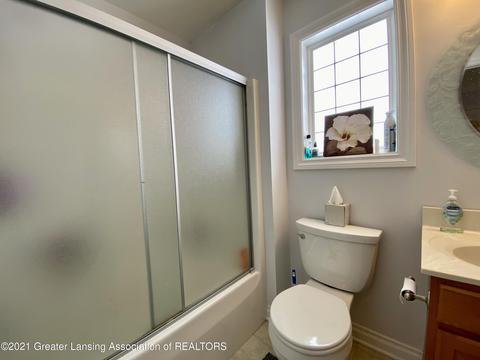 696 Emily Ln, Haslett, MI 48840 photo 26